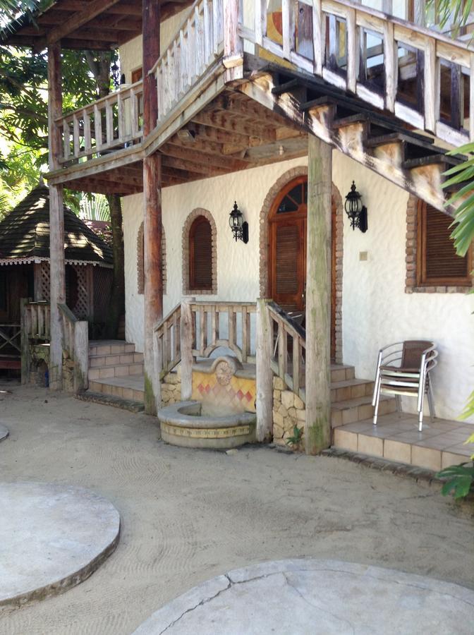 Kuyaba Hotel Negril Exterior photo